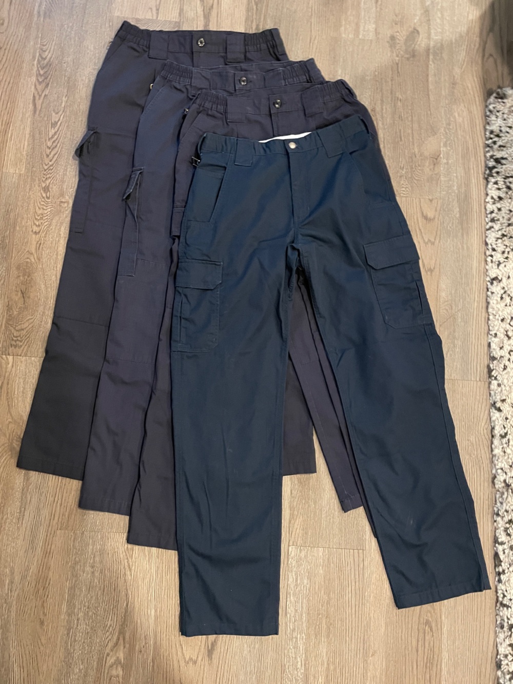 (Lot of 4) - Men's Navy Cargo Pants - Classic Utility Style